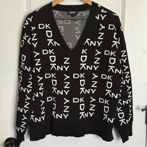 DKNY Logo Sweater V-Neck Sweater in Black and White | Size L